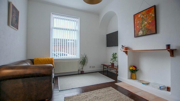 1 Bedroom Flat To Rent In Penleys Grove Street, York YO31