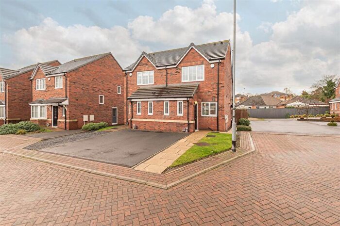 2 Bedroom Semi-Detached House To Rent In Moorlands Road, Cleckheaton, BD19