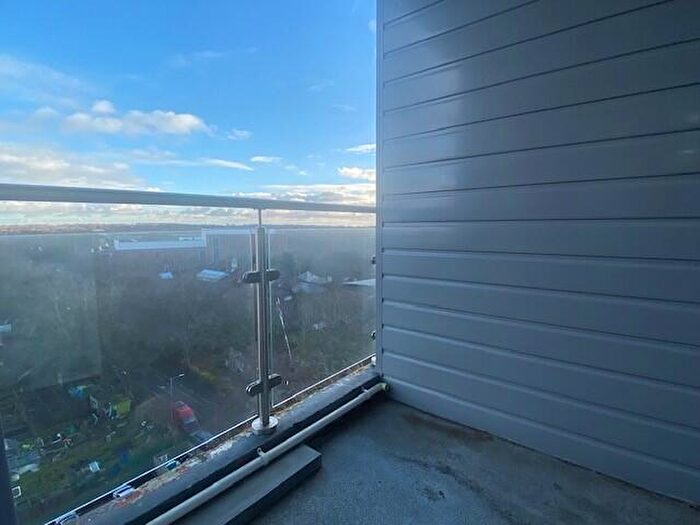 3 Bedroom Apartment To Rent In Mere Bank, Liverpool, L17