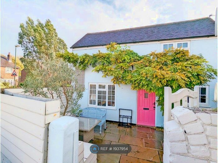 3 Bedroom End Of Terrace House To Rent In Paradise Lane, Westbourne, PO10