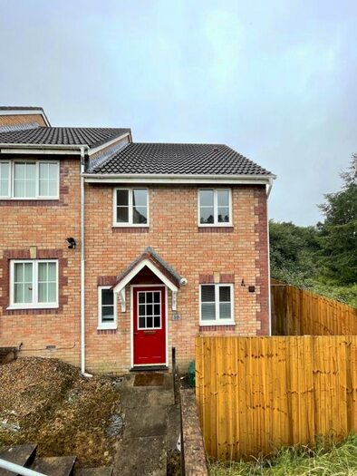 2 Bedroom End Of Terrace House To Rent In Cwrt Hocys, Llansamlet, Swansea, SA7