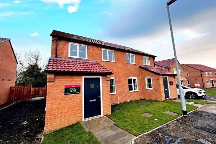 3 Bedroom Property To Rent In George Close, Newcastle Upon Tyne, NE17
