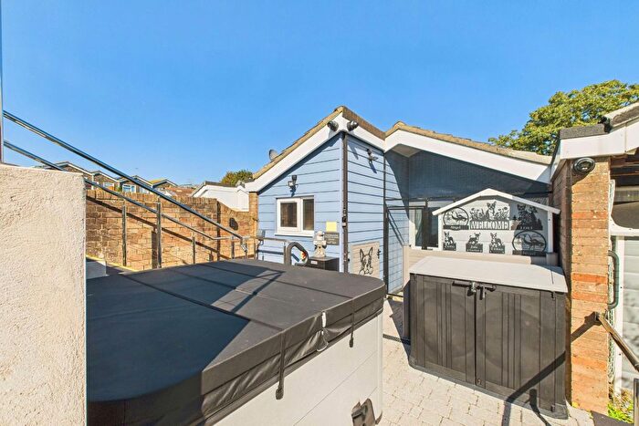 3 Bedroom Terraced Bungalow For Sale In Cumber Drive, Brixham, TQ5