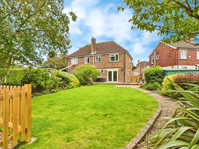 3 Bedroom Semi-Detached House For Sale In Bostock Avenue, Horsham, RH12