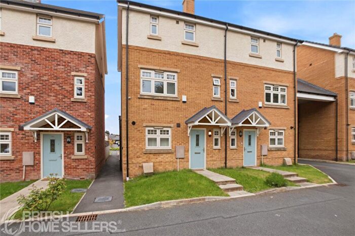 4 Bedroom Semi Detached House For Sale In Whitehall Drive, Broughton, Preston, Lancashire, PR3