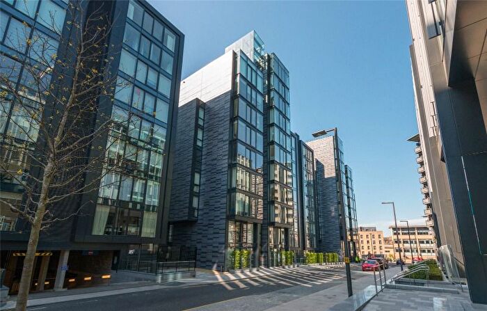 1 Bedroom Flat To Rent In Simpson Loan, Central, Edinburgh, EH3