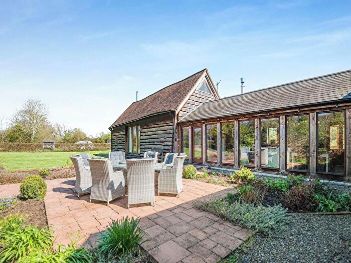 6 Bedroom Barn Conversion To Rent In The Learpool Barn, Gloucester Road, Welland, WR13