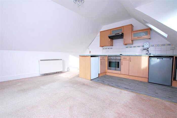 1 Bedroom Penthouse To Rent In York Road, Guildford, Surrey, GU1