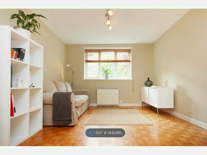 1 Bedroom Flat To Rent In Parkside, London, W3