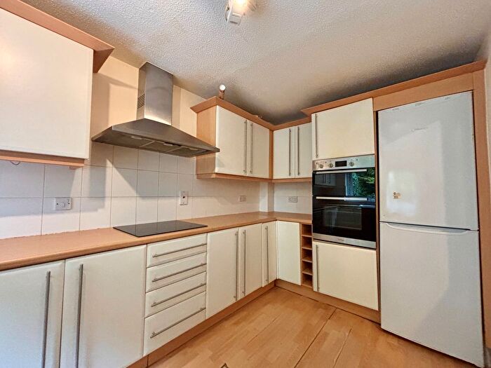 5 Bedroom Terraced House To Rent In Foxgrove Road, Beckenham, BR3