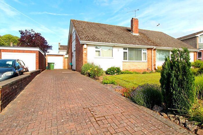 3 Bedroom Semi-Detached House For Sale In Bannetts Tree Crescent, Alveston, BS35