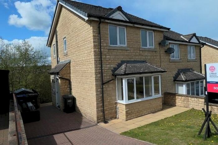 3 Bedroom Semi-Detached House To Rent In Valley Heights, Windy Bank, Colne, BB8