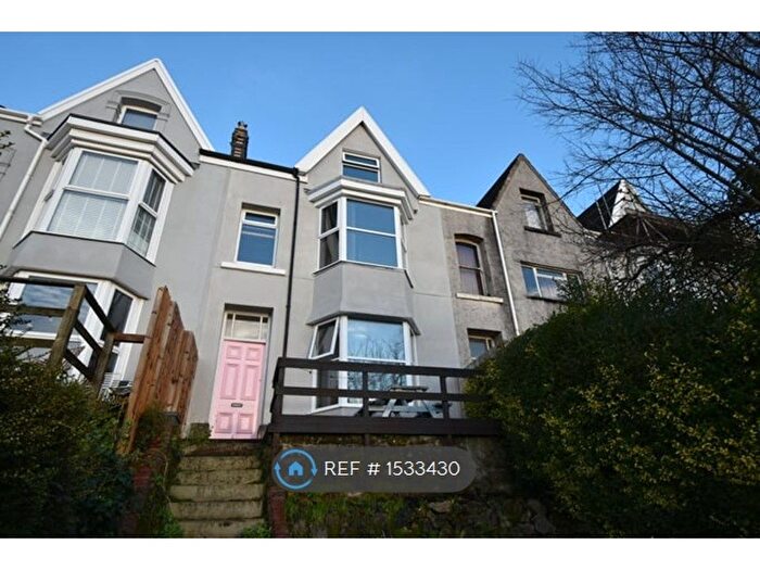 8 Bedroom Terraced House To Rent In Chaddesley Terrace, Swansea, SA1