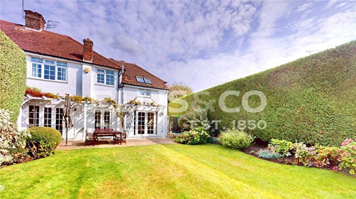 4 Bedroom Semi-Detached House For Sale In Hilfield Lane, Aldenham, Watford, Hertfordshire, WD25