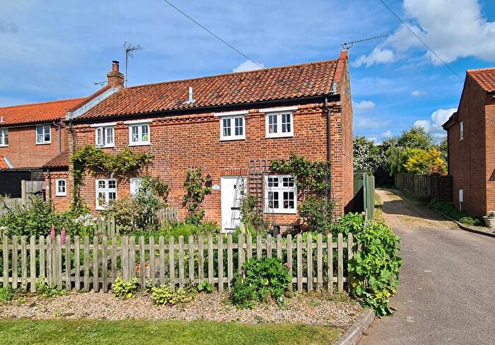 2 Bedroom Cottage For Sale In Long Lane, Southrepps, NR11