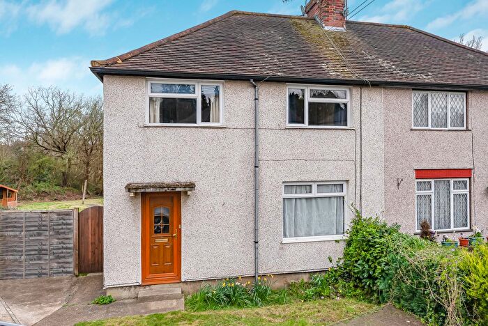 4 Bedroom Semi Detached House For Sale In Shirley Road, St Albans, AL1