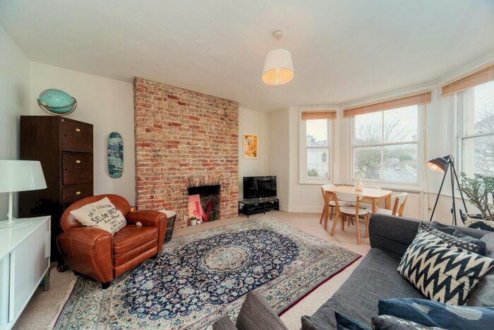 2 Bedroom Flat To Rent In Buckingham Road, Brighton, East Sussex, BN1