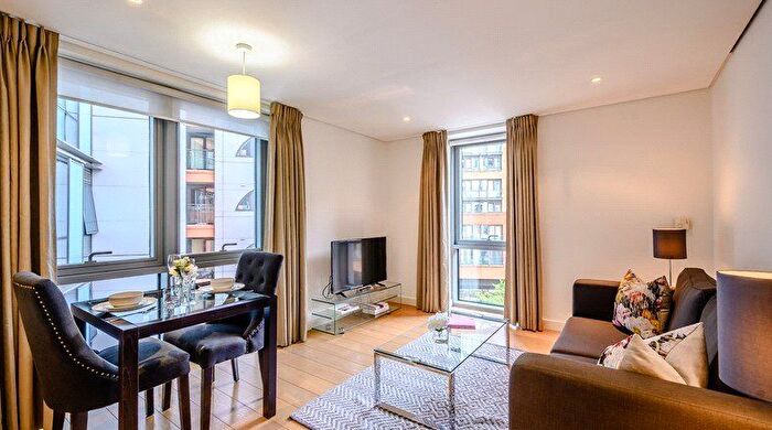 1 Bedroom Flat To Rent In Merchant Square East, Hyde Park, W2