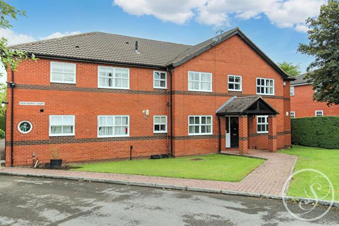 2 Bedroom Apartment To Rent In Wentworth Court, Nursery Lane, Leeds, LS17