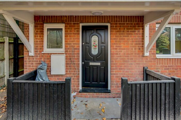 1 Bedroom Semi-Detached House To Rent In Hospital Way, London, Greater London, SE13