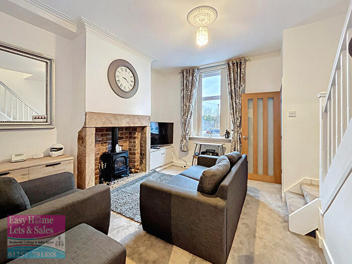 2 Bedroom End Of Terrace House To Rent In Brown Street, Bamber Bridge, PR5