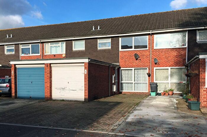 3 Bedroom Terraced House To Rent In Denmark Road, Gloucester, GL1