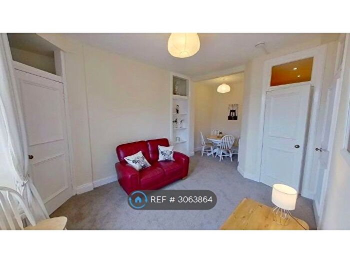 1 Bedroom Flat To Rent In Springvalley Terrace, Edinburgh, EH10
