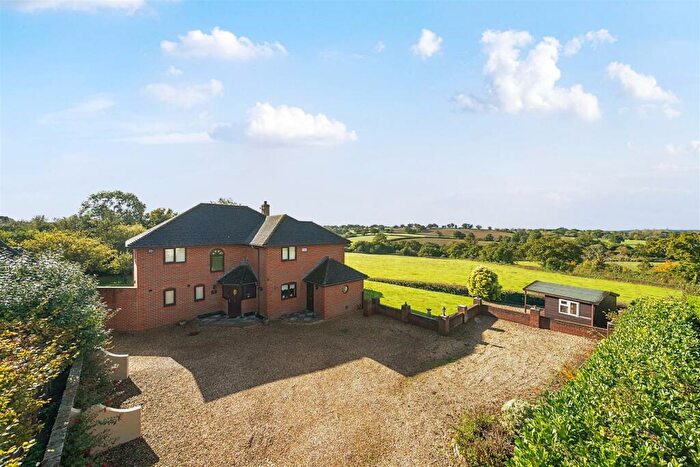 5 Bedroom Detached House For Sale In Broad Oak, Sturminster Newton, DT10