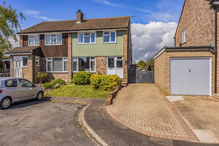 3 Bedroom Semi-Detached House For Sale In Lauder Close, Southbourne, PO10