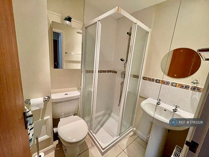 1 Bedroom Flat To Rent In Zinzan Street, Reading, RG1