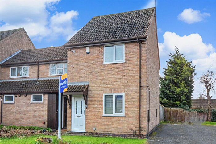 2 Bedroom Town House For Sale In New Terrace, Sandiacre, Nottingham, NG10