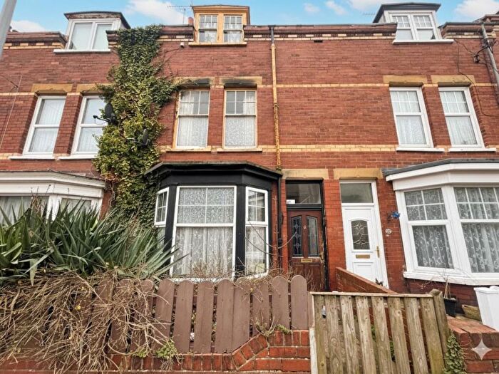 4 Bedroom Terraced House For Sale In Clarence Avenue, Bridlington, YO15