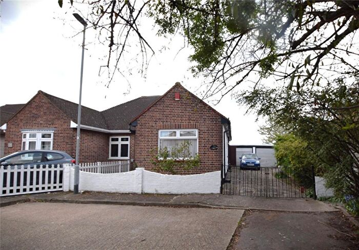 2 Bedroom Bungalow For Sale In Purland Close, Dagenham, RM8