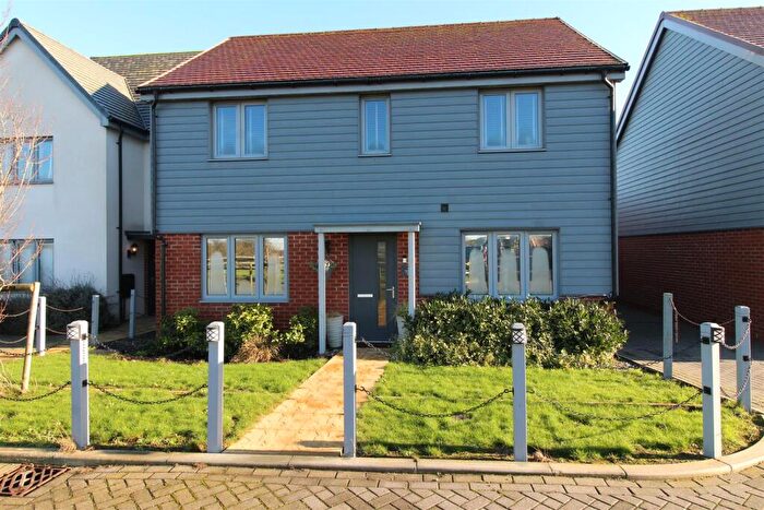 4 Bedroom Detached House For Sale In Faraday Drive, Minster On Sea, Sheerness, ME12