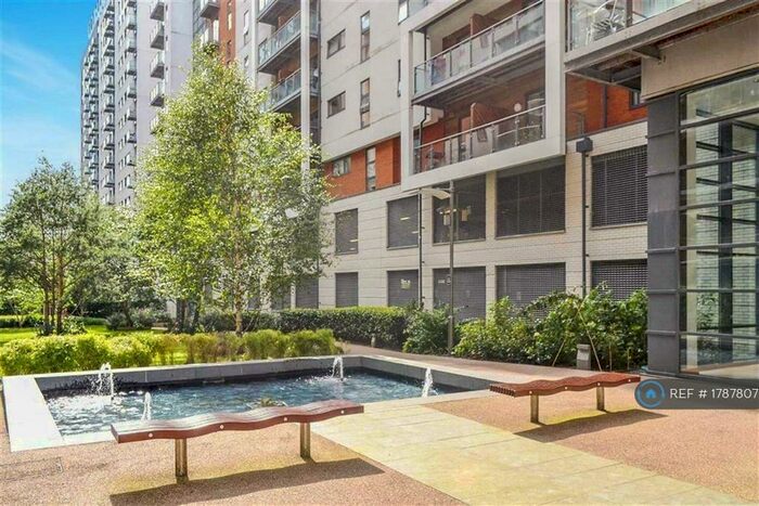 1 Bedroom Flat To Rent In Barton Place, Manchester, M4