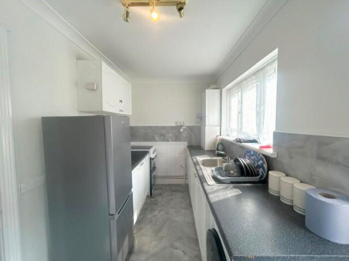 3 Bedroom House To Rent In Hardie Road, Dagenham, RM10