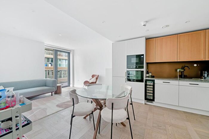 1 Bedroom Apartment To Rent In Merino Gardens, London Dock, Wapping, E1W