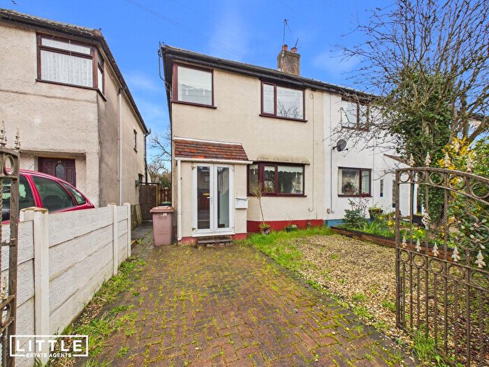 3 Bedroom Semi-Detached House For Sale In Queensway, St. Helens, WA11