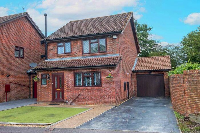 3 Bedroom Detached House To Rent In West Totton, SO40