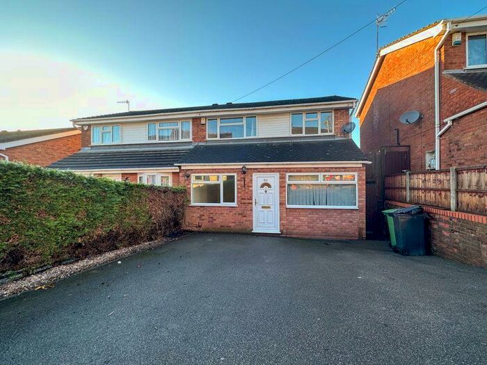 3 Bedroom Semi-Detached House To Rent In Lodgefield Road, Halesowen, B62