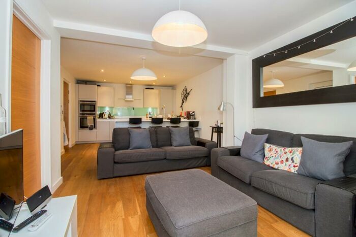 1 Bedroom Flat To Rent In Banbury Road, Oxford, OX2