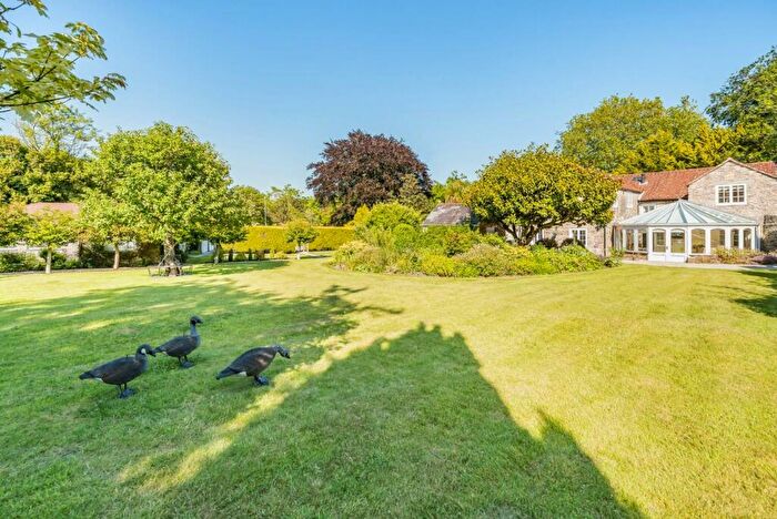 6 Bedroom Detached House For Sale In Church Street, Weymouth, DT3