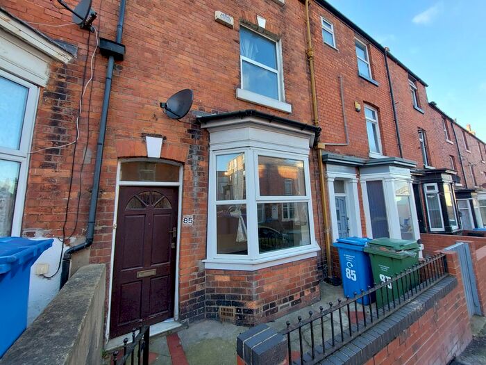 3 Bedroom Terraced House To Rent In Trafalgar Road, Scarborough, YO12