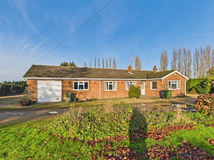 3 Bedroom Bungalow To Rent In Station Road, Watlington, King's Lynn, PE33