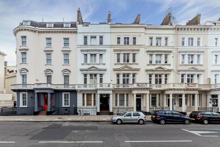 Studio To Rent In St. Georges Drive, London, SW1V