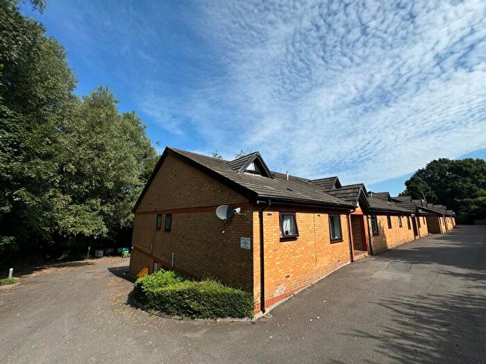 1 Bedroom Flat To Rent In Wessex Court, Sholing, SO19