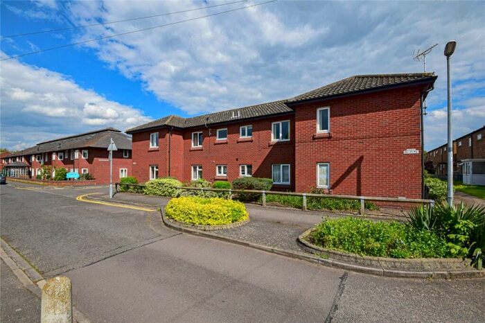 2 Bedroom Apartment To Rent In Tiverton Way, Cambridge, CB1