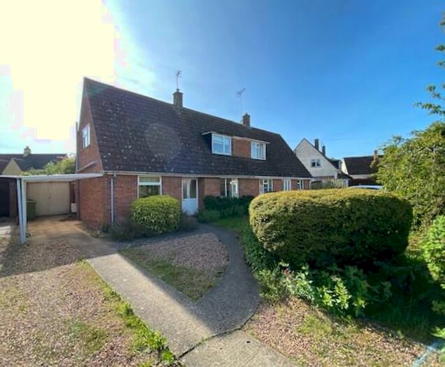 2 Bedroom House To Rent In Waverley Place, Stamford, PE9