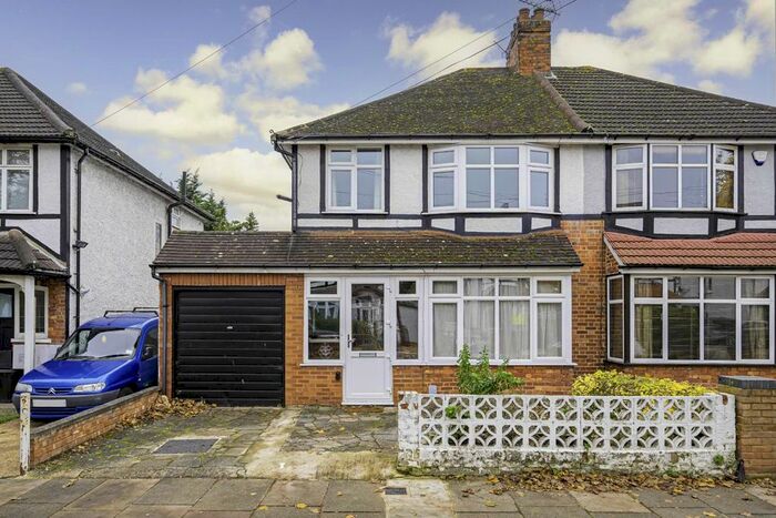 3 Bedroom Semi-Detached House To Rent In Chudleigh Road, Twickenham, TW2