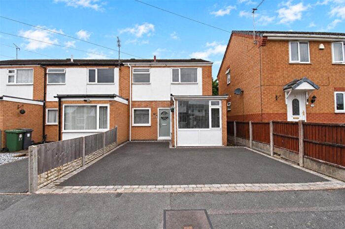 2 Bedroom End Of Terrace House For Sale In Garswood Close, Moreton, Wirral, CH46